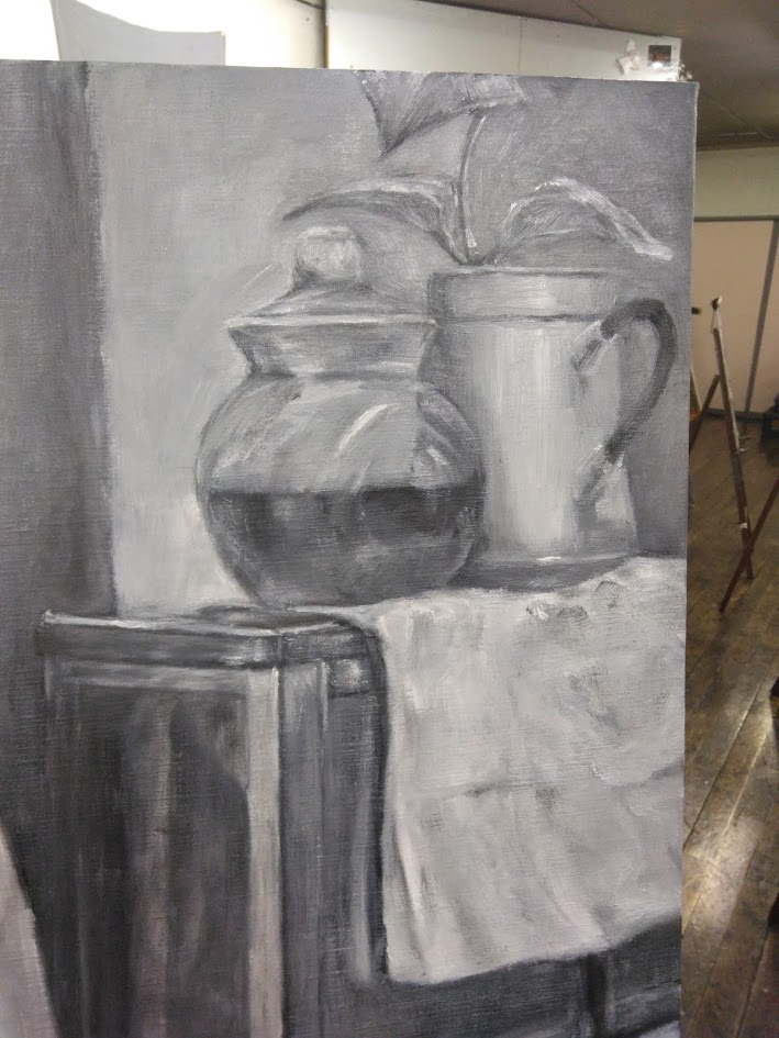 作品マネキンの右側に描かれた器と布の部分